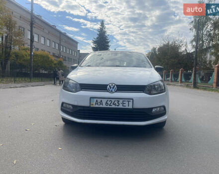 Білий Фольксваген Поло, об'ємом двигуна 1.2 л та пробігом 240 тис. км за 5800 $, фото 3 на Automoto.ua