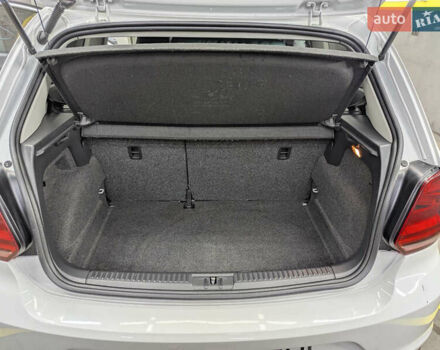 Белый Фольксваген Поло, объемом двигателя 1.4 л и пробегом 123 тыс. км за 10500 $, фото 6 на Automoto.ua