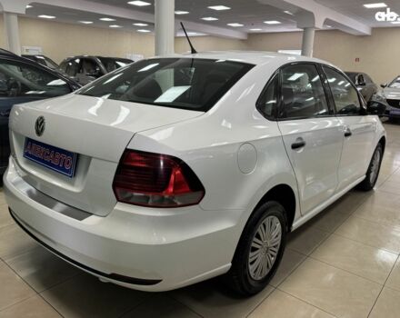 Фольксваген Поло 2017 в Кропивницком (Кировограде) на Automoto.ua Белый Фольксваген Поло, объемом двигателя 1.6 л и пробегом 138 тыс. км за 8800 $, фото 7 на Automoto.ua