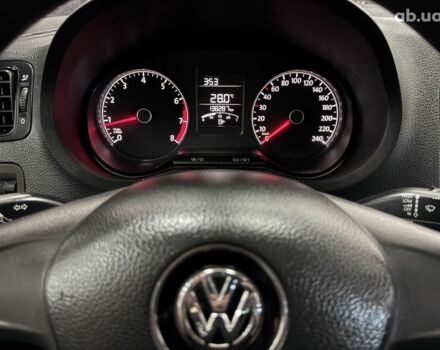 Фольксваген Поло 2017 в Кропивницком (Кировограде) на Automoto.ua Белый Фольксваген Поло, объемом двигателя 1.6 л и пробегом 138 тыс. км за 8800 $, фото 9 на Automoto.ua