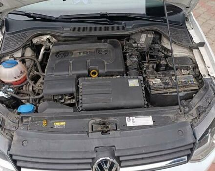 Білий Фольксваген Поло, об'ємом двигуна 1.42 л та пробігом 215 тис. км за 10000 $, фото 29 на Automoto.ua