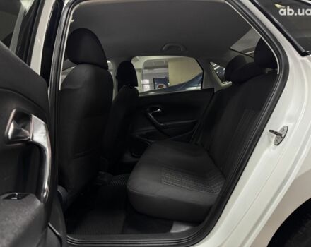 Білий Фольксваген Поло, об'ємом двигуна 1.6 л та пробігом 139 тис. км за 8700 $, фото 8 на Automoto.ua