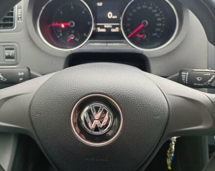 Білий Фольксваген Поло, об'ємом двигуна 1.42 л та пробігом 215 тис. км за 10000 $, фото 24 на Automoto.ua