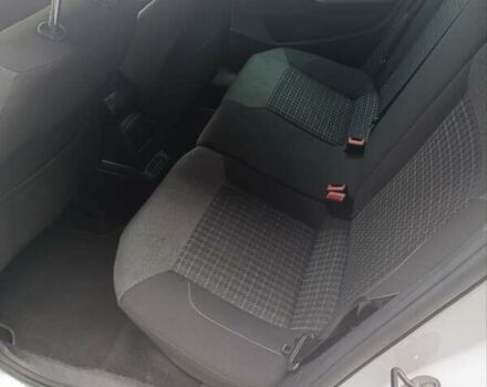 Білий Фольксваген Поло, об'ємом двигуна 1.42 л та пробігом 215 тис. км за 10000 $, фото 11 на Automoto.ua