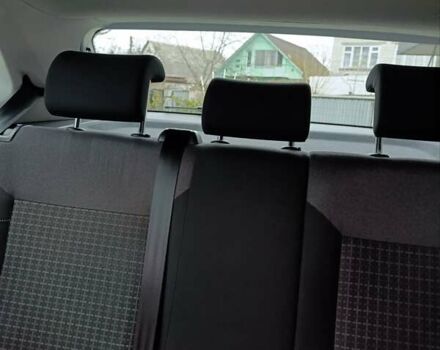 Білий Фольксваген Поло, об'ємом двигуна 1.42 л та пробігом 215 тис. км за 10000 $, фото 27 на Automoto.ua