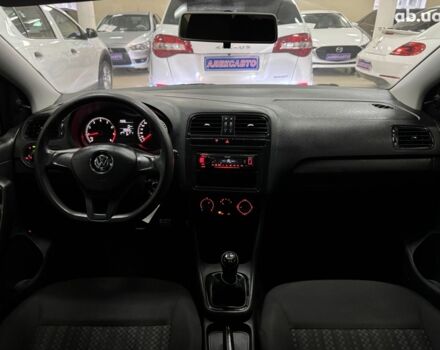 Білий Фольксваген Поло, об'ємом двигуна 1.6 л та пробігом 139 тис. км за 8700 $, фото 11 на Automoto.ua