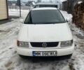 Белый Фольксваген Поло, объемом двигателя 1.6 л и пробегом 240 тыс. км за 340 $, фото 1 на Automoto.ua