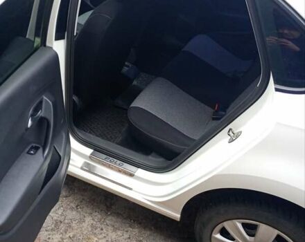 Белый Фольксваген Поло, объемом двигателя 1.6 л и пробегом 220 тыс. км за 5000 $, фото 6 на Automoto.ua