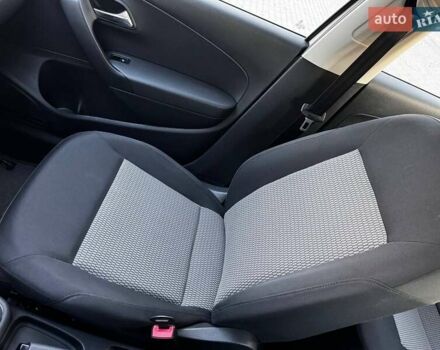 Білий Фольксваген Поло, об'ємом двигуна 1.6 л та пробігом 134 тис. км за 7400 $, фото 17 на Automoto.ua