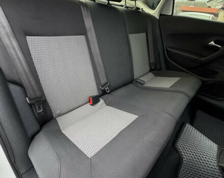 Белый Фольксваген Поло, объемом двигателя 1.6 л и пробегом 202 тыс. км за 5500 $, фото 16 на Automoto.ua