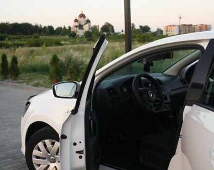 Белый Фольксваген Поло, объемом двигателя 1.6 л и пробегом 244 тыс. км за 6100 $, фото 3 на Automoto.ua