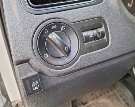 Білий Фольксваген Поло, об'ємом двигуна 1.6 л та пробігом 223 тис. км за 6700 $, фото 22 на Automoto.ua