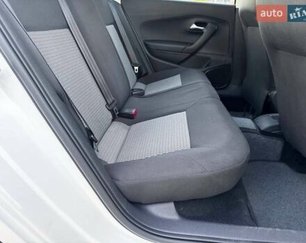 Білий Фольксваген Поло, об'ємом двигуна 1.6 л та пробігом 134 тис. км за 7400 $, фото 8 на Automoto.ua