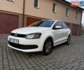Белый Фольксваген Поло, объемом двигателя 1.6 л и пробегом 245 тыс. км за 5600 $, фото 1 на Automoto.ua