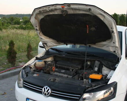 Белый Фольксваген Поло, объемом двигателя 1.6 л и пробегом 244 тыс. км за 6100 $, фото 7 на Automoto.ua