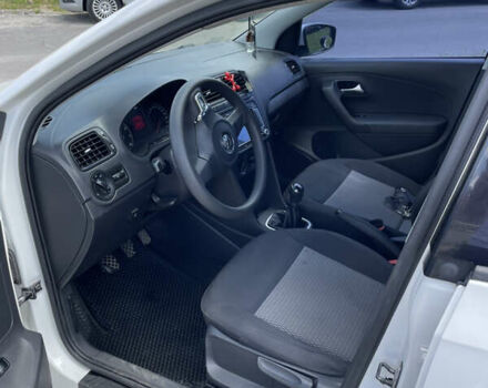 Белый Фольксваген Поло, объемом двигателя 1.6 л и пробегом 231 тыс. км за 6200 $, фото 10 на Automoto.ua