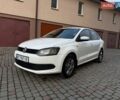 Белый Фольксваген Поло, объемом двигателя 1.6 л и пробегом 245 тыс. км за 5400 $, фото 1 на Automoto.ua