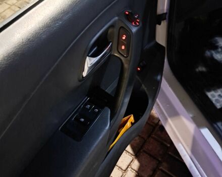 Белый Фольксваген Поло, объемом двигателя 1.6 л и пробегом 4 тыс. км за 5500 $, фото 7 на Automoto.ua