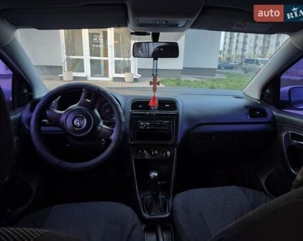 Белый Фольксваген Поло, объемом двигателя 1.6 л и пробегом 164 тыс. км за 5800 $, фото 7 на Automoto.ua