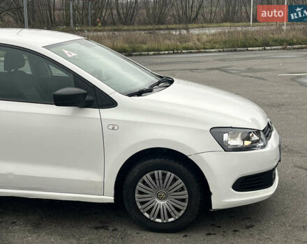 Белый Фольксваген Поло, объемом двигателя 1.6 л и пробегом 254 тыс. км за 4800 $, фото 7 на Automoto.ua