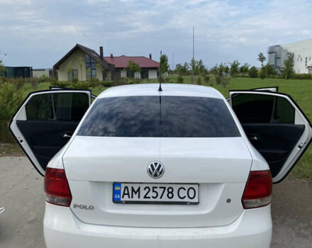 Белый Фольксваген Поло, объемом двигателя 1.6 л и пробегом 350 тыс. км за 5499 $, фото 6 на Automoto.ua