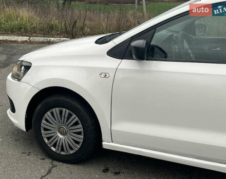 Белый Фольксваген Поло, объемом двигателя 1.6 л и пробегом 254 тыс. км за 4800 $, фото 6 на Automoto.ua