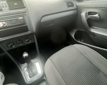 Білий Фольксваген Поло, об'ємом двигуна 1.6 л та пробігом 167 тис. км за 8000 $, фото 4 на Automoto.ua