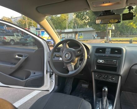 Белый Фольксваген Поло, объемом двигателя 1.6 л и пробегом 164 тыс. км за 9000 $, фото 18 на Automoto.ua