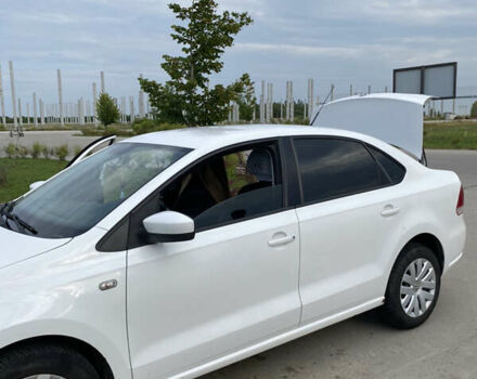 Белый Фольксваген Поло, объемом двигателя 1.6 л и пробегом 350 тыс. км за 5499 $, фото 2 на Automoto.ua