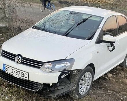 Белый Фольксваген Поло, объемом двигателя 1.6 л и пробегом 140 тыс. км за 2550 $, фото 1 на Automoto.ua