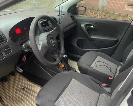 Білий Фольксваген Поло, об'ємом двигуна 1.6 л та пробігом 400 тис. км за 4500 $, фото 3 на Automoto.ua