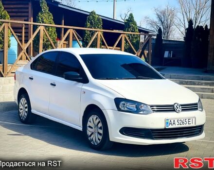 Белый Фольксваген Поло, объемом двигателя 1.6 л и пробегом 260 тыс. км за 4150 $, фото 4 на Automoto.ua