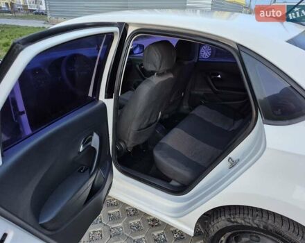 Белый Фольксваген Поло, объемом двигателя 1.6 л и пробегом 164 тыс. км за 5800 $, фото 6 на Automoto.ua