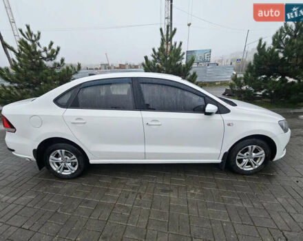 Білий Фольксваген Поло, об'ємом двигуна 1.6 л та пробігом 196 тис. км за 5999 $, фото 1 на Automoto.ua