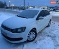 Белый Фольксваген Поло, объемом двигателя 1.6 л и пробегом 250 тыс. км за 4499 $, фото 1 на Automoto.ua