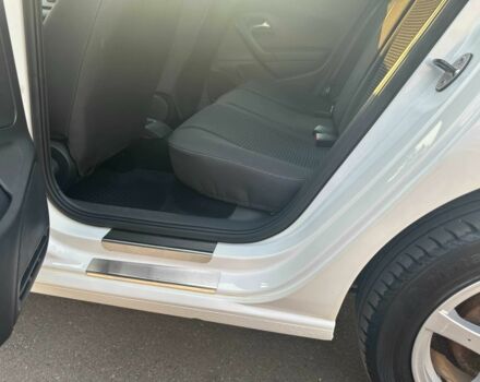 Белый Фольксваген Поло, объемом двигателя 1.6 л и пробегом 164 тыс. км за 9000 $, фото 12 на Automoto.ua