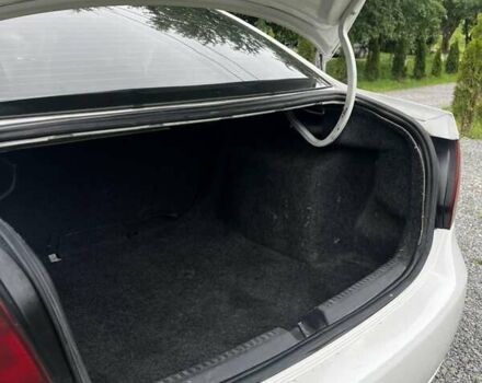 Белый Фольксваген Поло, объемом двигателя 1.6 л и пробегом 200 тыс. км за 5600 $, фото 9 на Automoto.ua