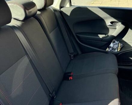 Белый Фольксваген Поло, объемом двигателя 1.6 л и пробегом 96 тыс. км за 6000 $, фото 1 на Automoto.ua