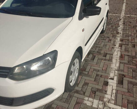 Белый Фольксваген Поло, объемом двигателя 1.6 л и пробегом 218 тыс. км за 5500 $, фото 5 на Automoto.ua
