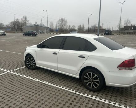 Белый Фольксваген Поло, объемом двигателя 1.6 л и пробегом 220 тыс. км за 5300 $, фото 4 на Automoto.ua