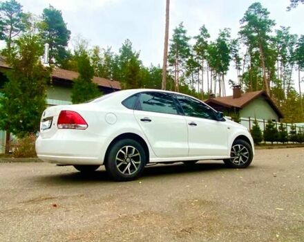 Белый Фольксваген Поло, объемом двигателя 1.6 л и пробегом 185 тыс. км за 5899 $, фото 2 на Automoto.ua