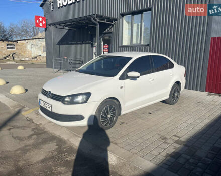 Белый Фольксваген Поло, объемом двигателя 1.6 л и пробегом 274 тыс. км за 6300 $, фото 2 на Automoto.ua