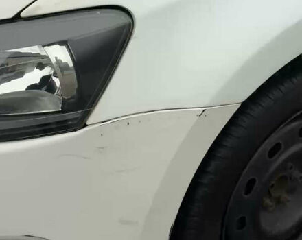 Белый Фольксваген Поло, объемом двигателя 1.6 л и пробегом 101 тыс. км за 7500 $, фото 6 на Automoto.ua