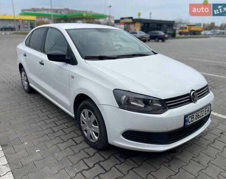 Белый Фольксваген Поло, объемом двигателя 1.6 л и пробегом 270 тыс. км за 6300 $, фото 2 на Automoto.ua