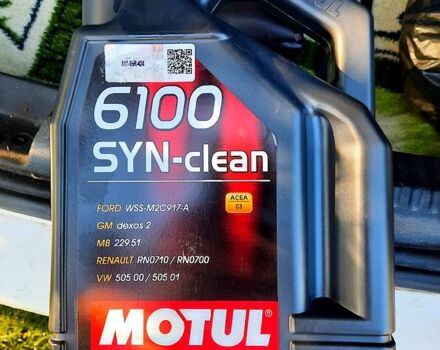 Белый Фольксваген Поло, объемом двигателя 1.6 л и пробегом 242 тыс. км за 6000 $, фото 9 на Automoto.ua