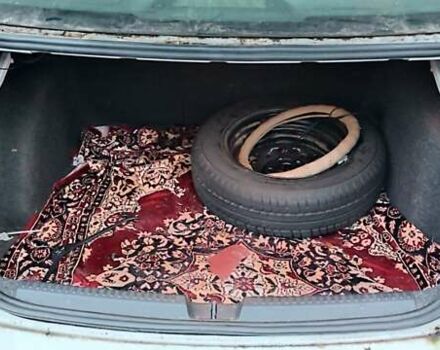 Белый Фольксваген Поло, объемом двигателя 1.6 л и пробегом 223 тыс. км за 7000 $, фото 7 на Automoto.ua