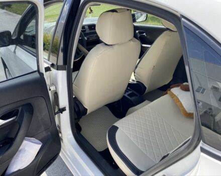 Белый Фольксваген Поло, объемом двигателя 1.6 л и пробегом 132 тыс. км за 6050 $, фото 5 на Automoto.ua