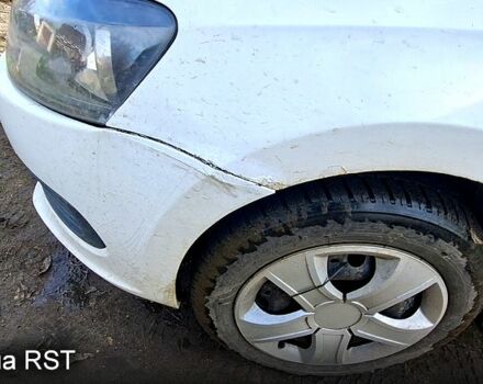 Белый Фольксваген Поло, объемом двигателя 1.6 л и пробегом 194 тыс. км за 6800 $, фото 2 на Automoto.ua