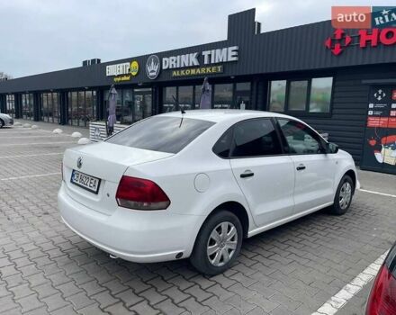 Белый Фольксваген Поло, объемом двигателя 1.6 л и пробегом 270 тыс. км за 6300 $, фото 3 на Automoto.ua