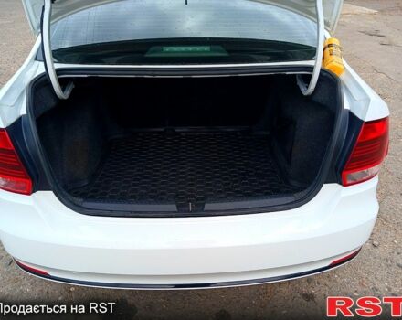 Белый Фольксваген Поло, объемом двигателя 1.6 л и пробегом 163 тыс. км за 8700 $, фото 6 на Automoto.ua